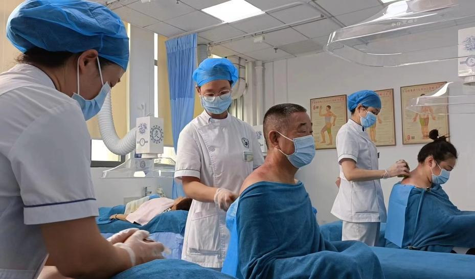 中医护理外治节——中医适宜技术进社区活动